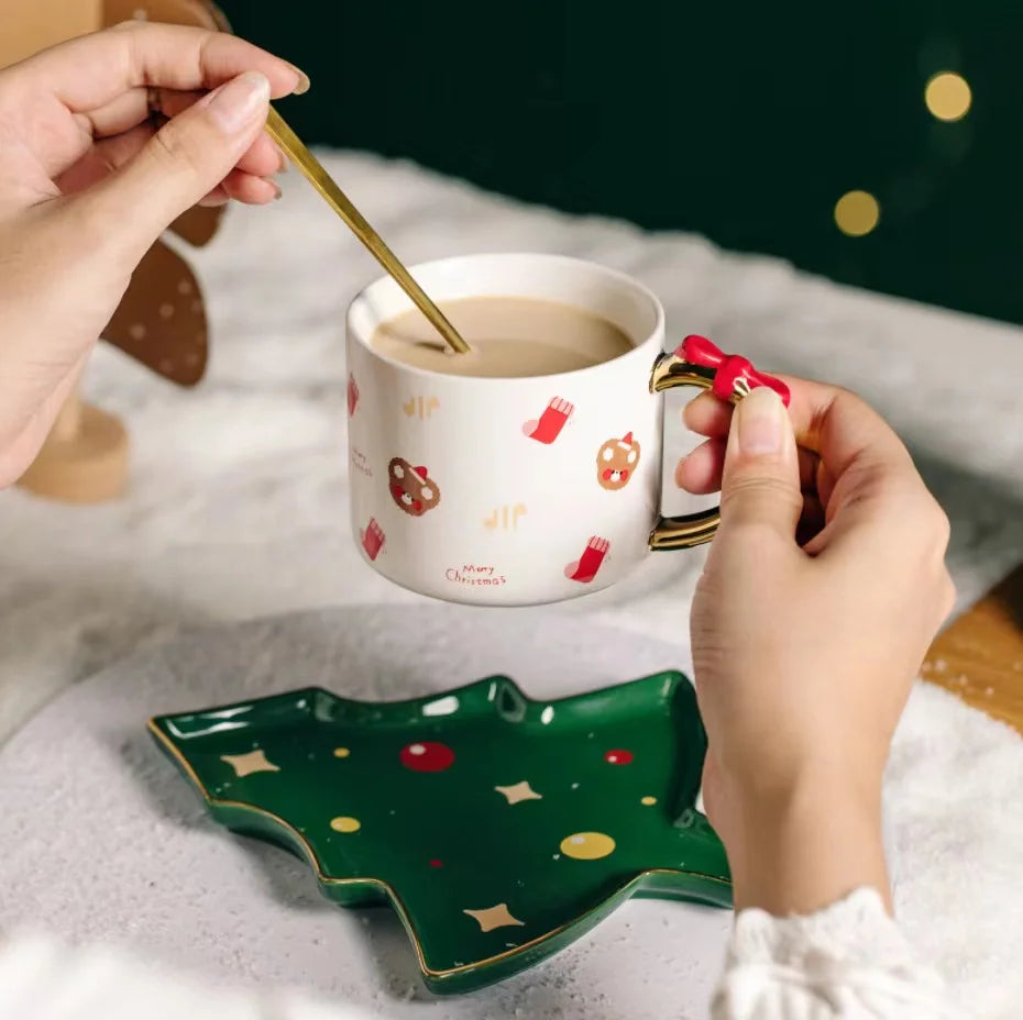 Premium Decorations Christmas Tree Mug Spoon Cute Glaze Custom Logo Ceramic Coffee Cup Plate Set for Gift