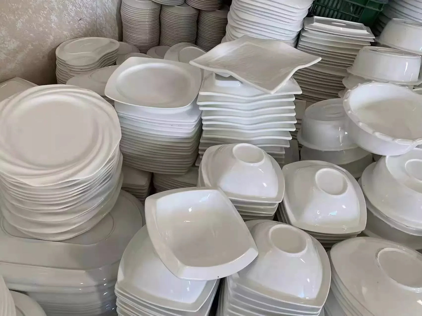 Factory Bulk Sell Stocked White Ceramic Plate Porcelain Plain White Plate Sell By Ton Ceramic Plate & ceramic dish