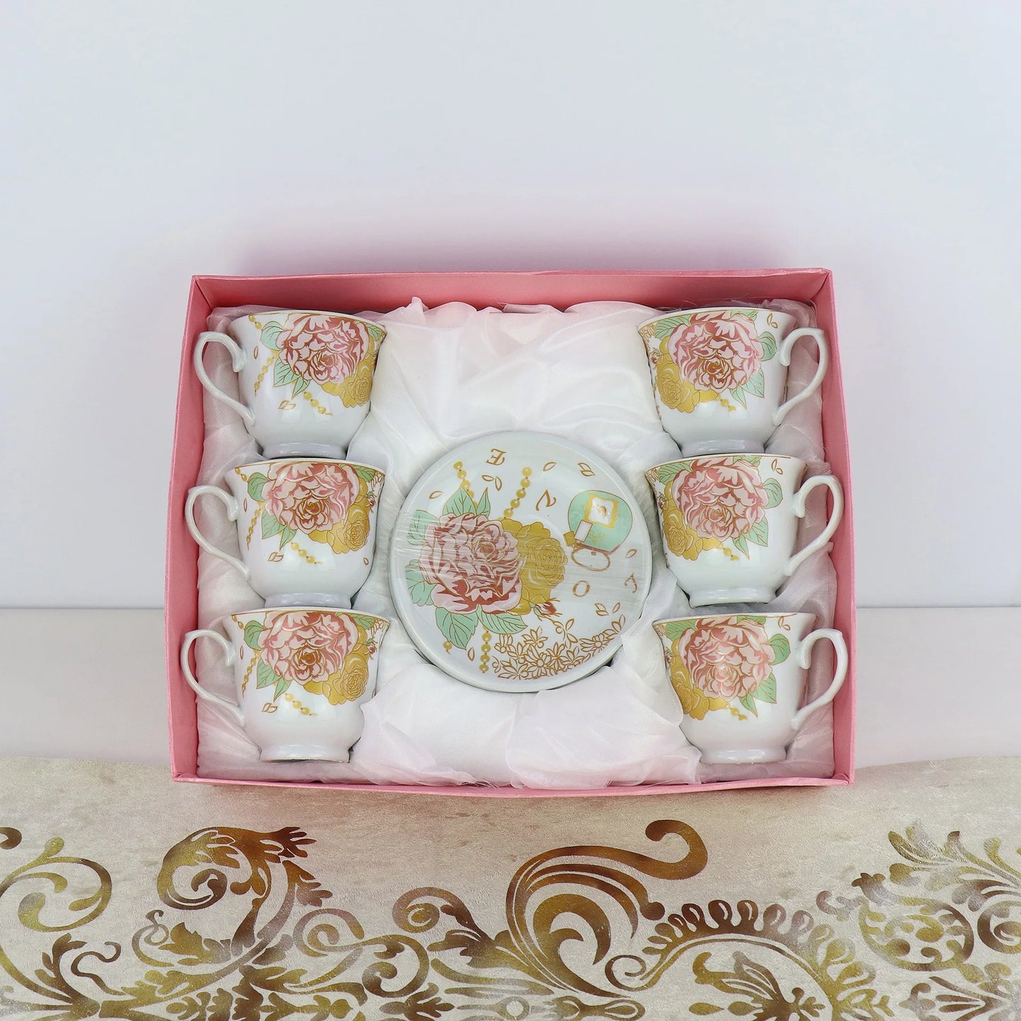 Wholesale tea set gift box Phnom Penh luxury can be reused ceramic coffee cups set with saucer