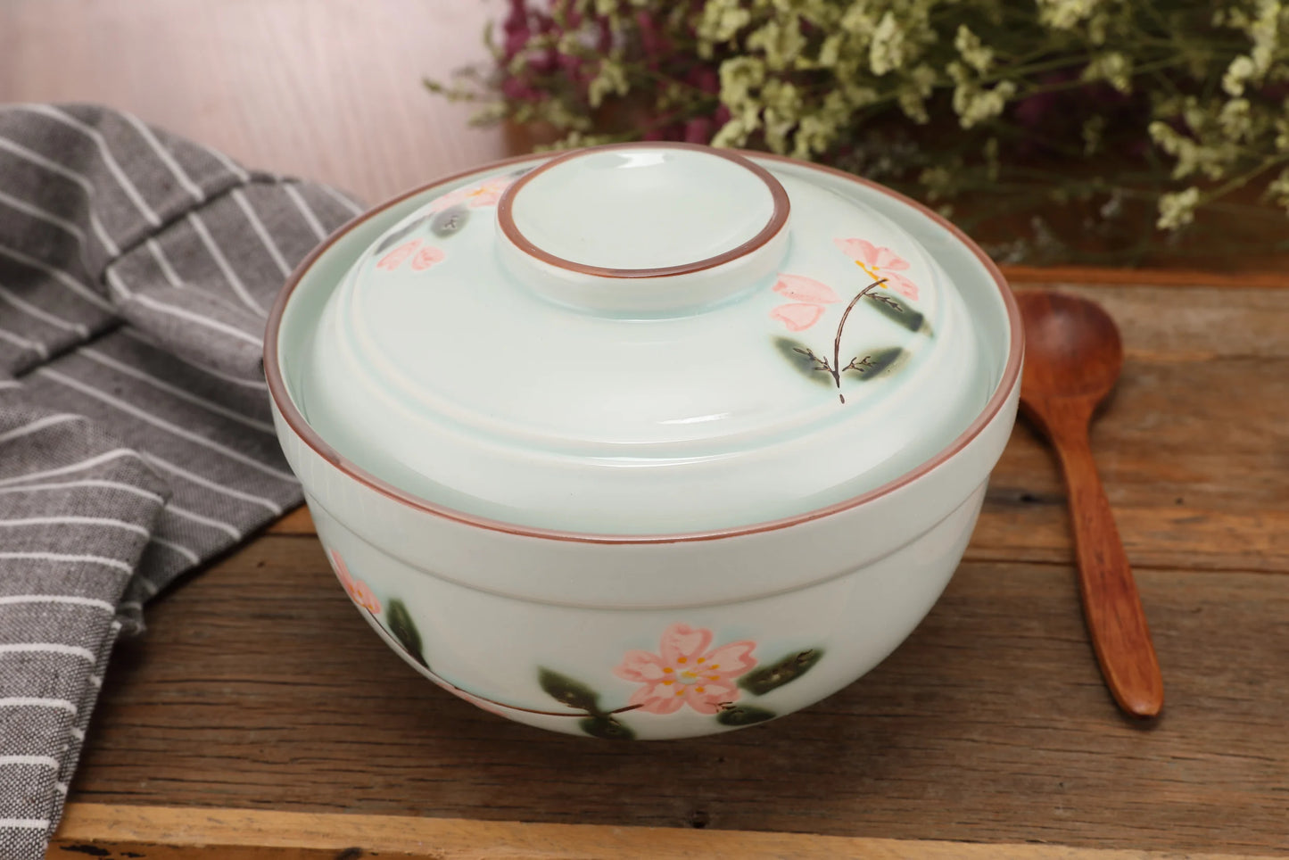 Food Grade multifunctional  portable food serving bowl with lid deep soup bowl  rice ceramic  bowl