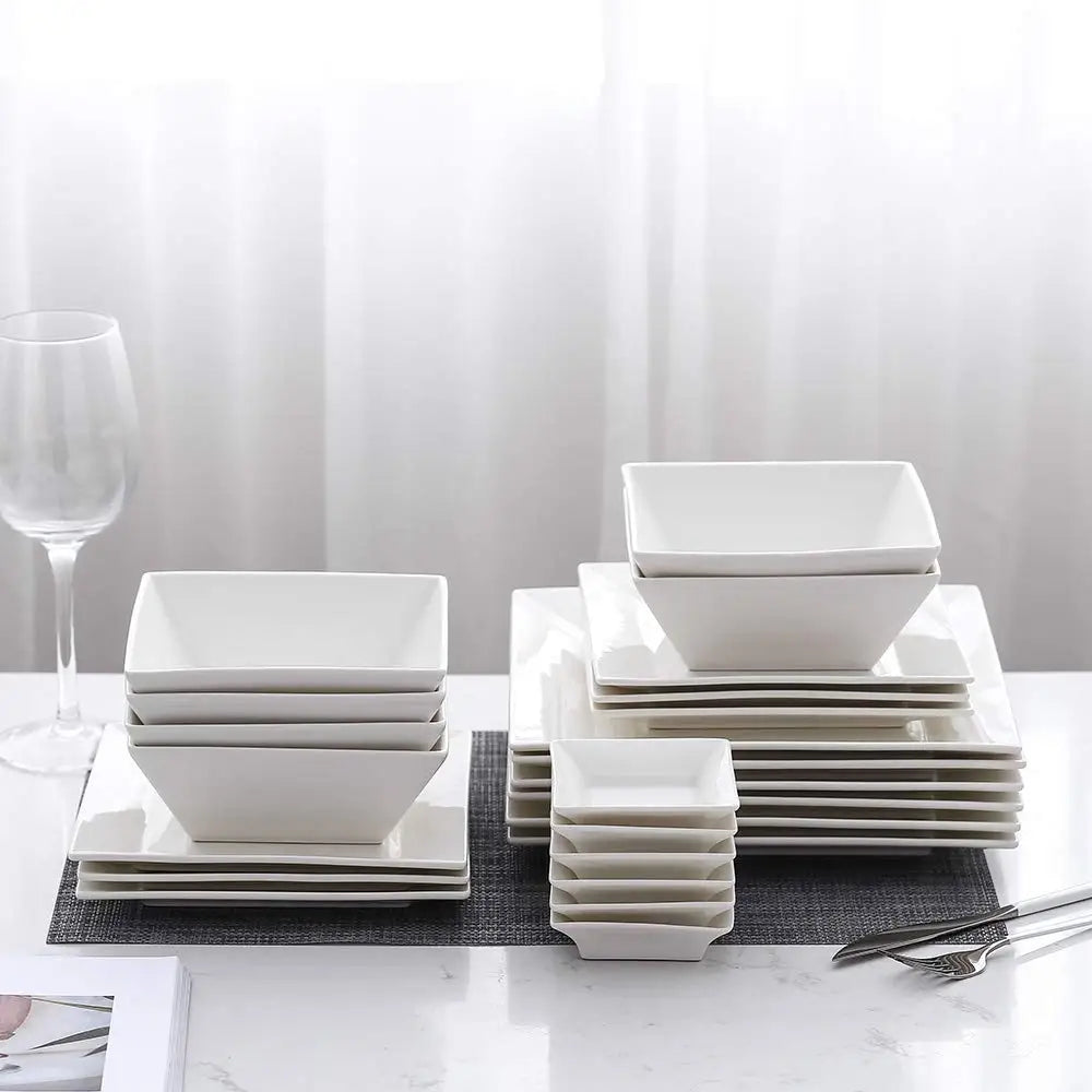 Hot Sell bulk Restaurant white color ceramic 9 inches square dinner plates stock lots Plates bowls saucers Sell By Ton