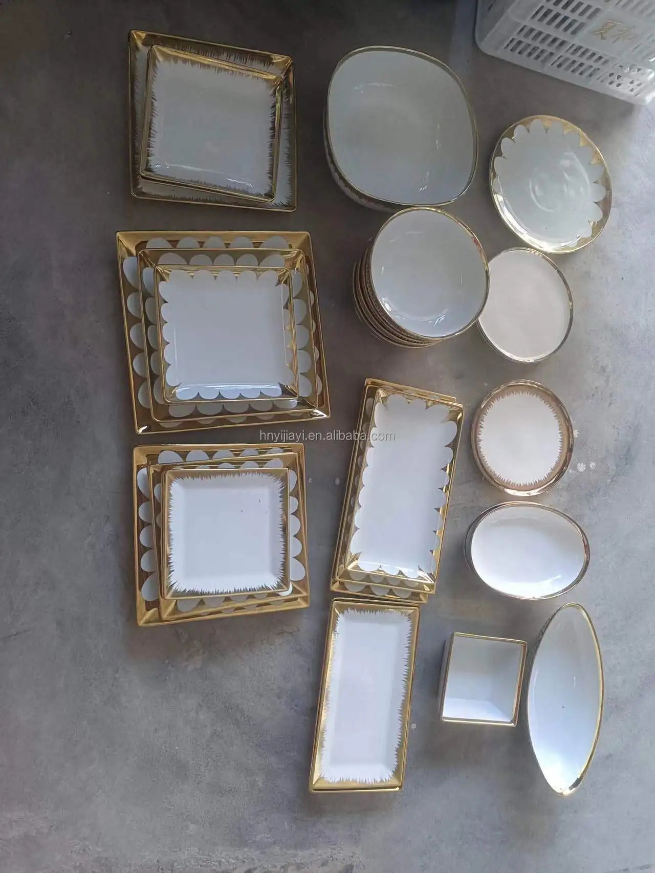 Hot Sell Cheap Restaurant Plate Bulk Ceramic Plates bowls saucers set stock lot ceramic bakeware grade b by ton