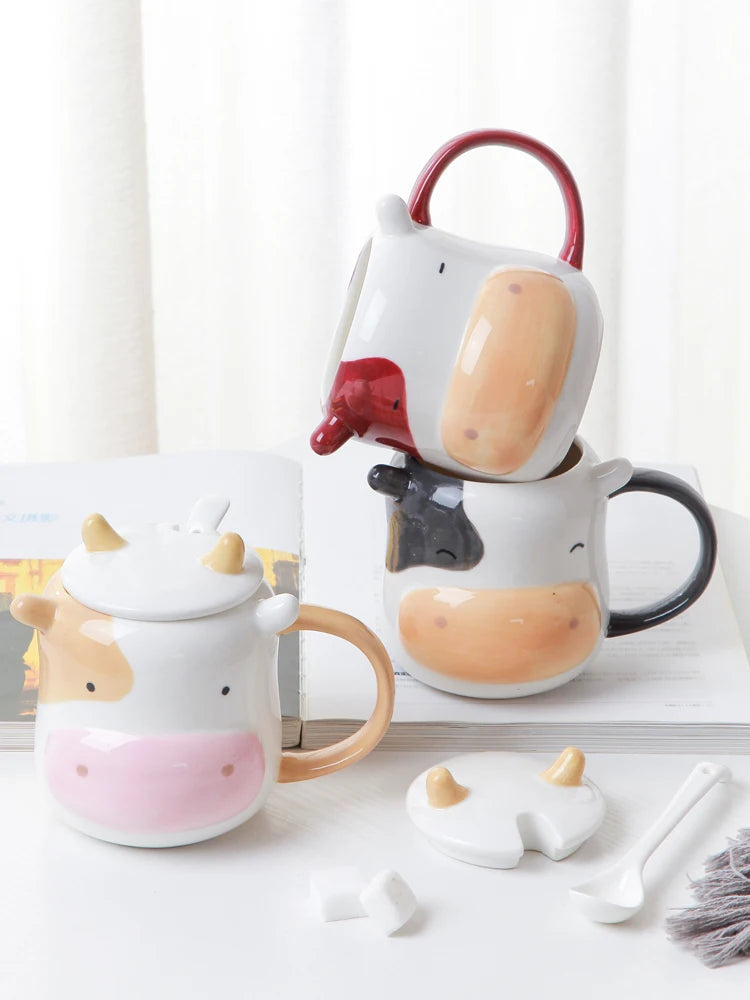 Funny Novelty Gifts 3D Ceramic Cartoon Portable Mug With Lid spoon  bull Shaped milk  tea cup