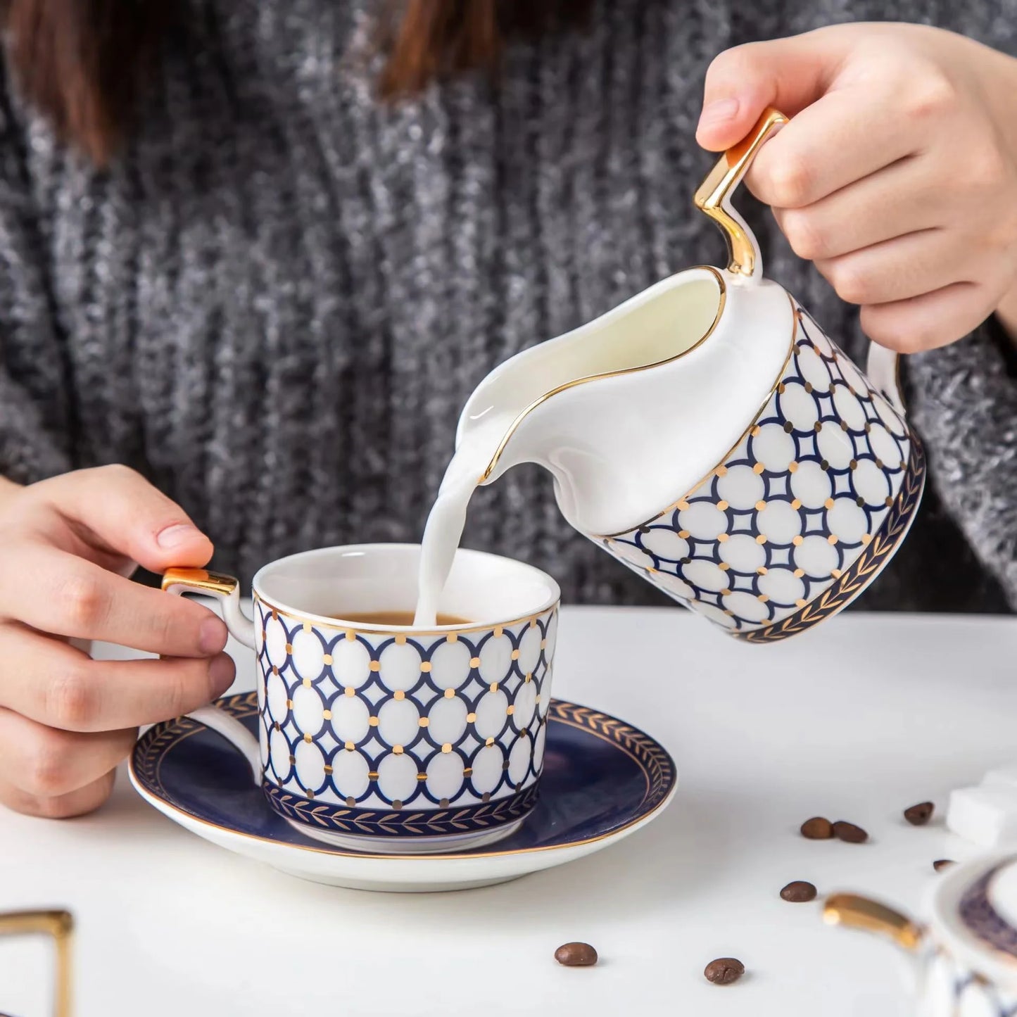 Wholesale tea set gift box Phnom Penh luxury can be reused ceramic coffee cups set with saucer