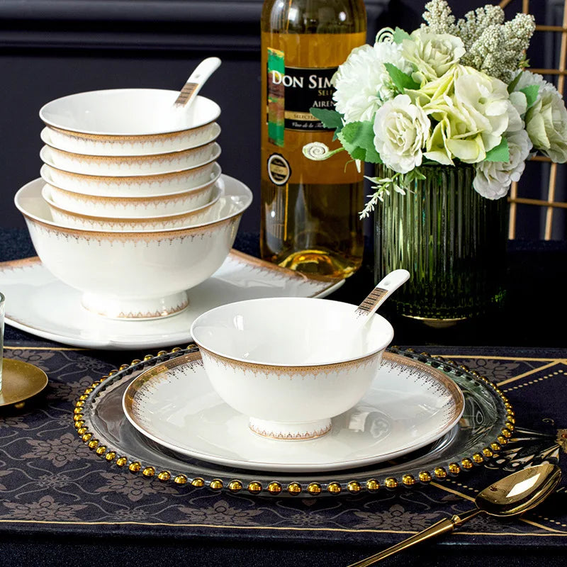 Factory 60 PCS Bone China Dinnerware Sets Wholesale Luxury Gold Ceramic Porcelain Dinnerware Hotel Crockery Set