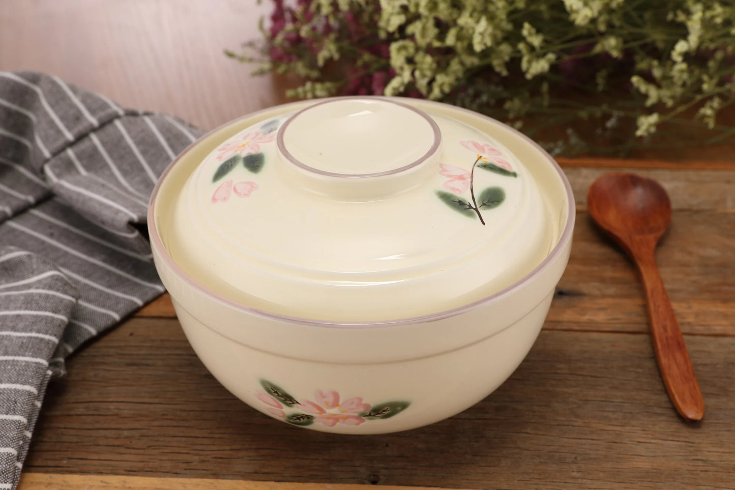 Food Grade multifunctional  portable food serving bowl with lid deep soup bowl  rice ceramic  bowl