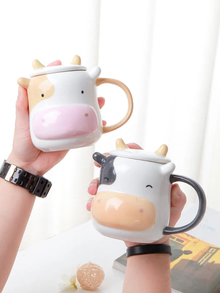 Funny Novelty Gifts 3D Ceramic Cartoon Portable Mug With Lid spoon  bull Shaped milk  tea cup