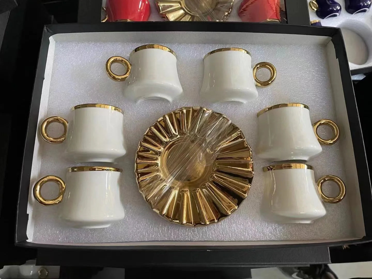 Phnom Penh wholesale 6 cups 6 dishes ceramic tea set green red white yellow gold  ceramic coffee cups set with saucer